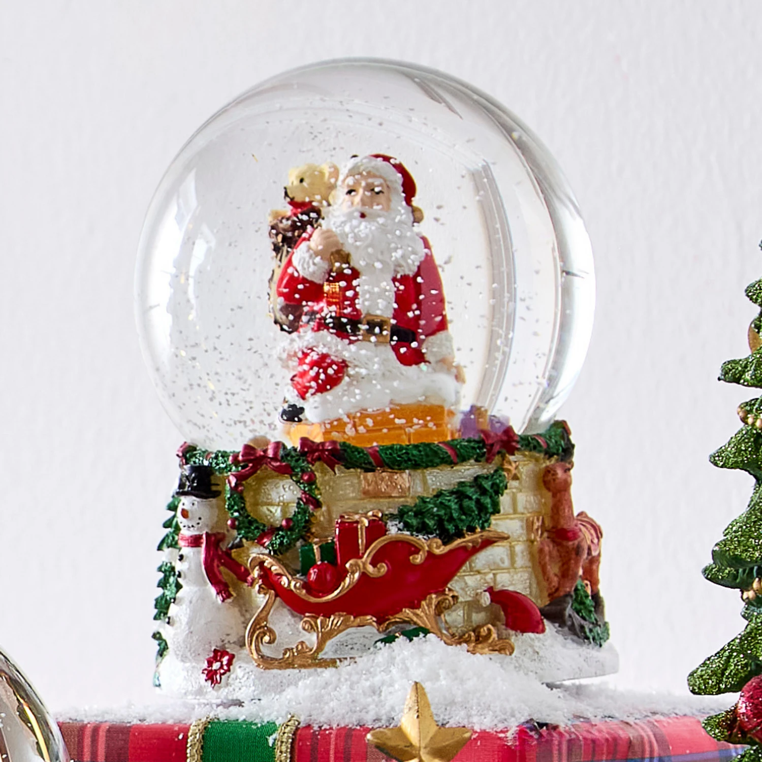Raz 5.5" Musical Santa Out Of The Chimney Water Globe 4571358 3 Raz 5.5" Musical Santa Out Of The Chimney Water Globe 4571358
